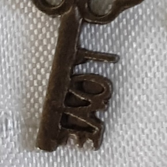 Handcrafted Pierced Sweeper Earrings Gemstone Beads Double Keys LOVE Hearts - Picture 6 of 7